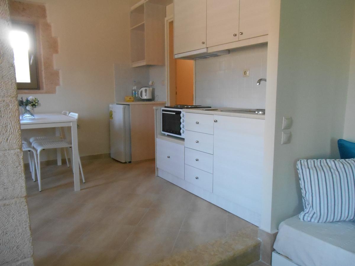 Arapakis Apartment 2 Aegina Экстерьер фото